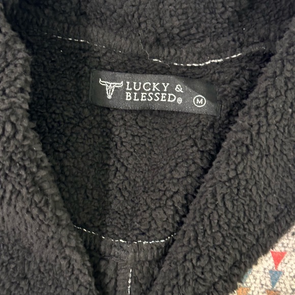 Lucky & Blessed Aztec Sherpa Jacket size Medium - Picture 5 of 16